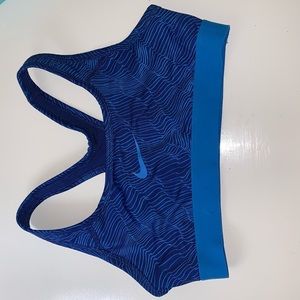 Girls size medium Nike sports bra